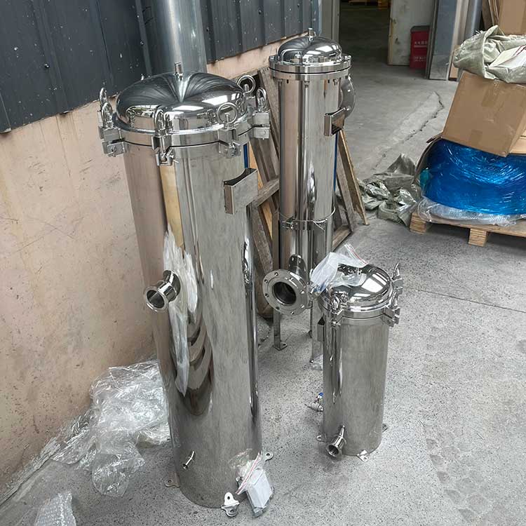 華豫生產(chǎn)供應(yīng)不銹鋼袋式過濾器HYGLQ-DN100-10